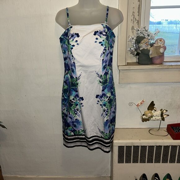New York & Company Dresses & Skirts - New York & Co. Stretch Blue White Floral Minidress Size 8 Spaghetti Or Strapless